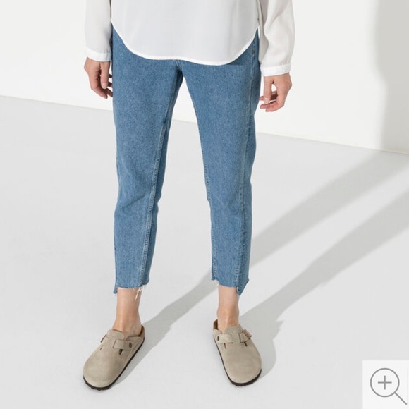 Birkenstock Shoes - NWT Birkenstock Boston Soft Footbed Size 8 color taupe